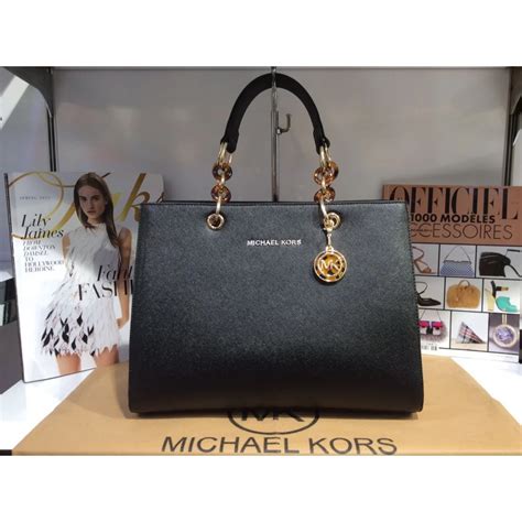 genti michael kors dama.